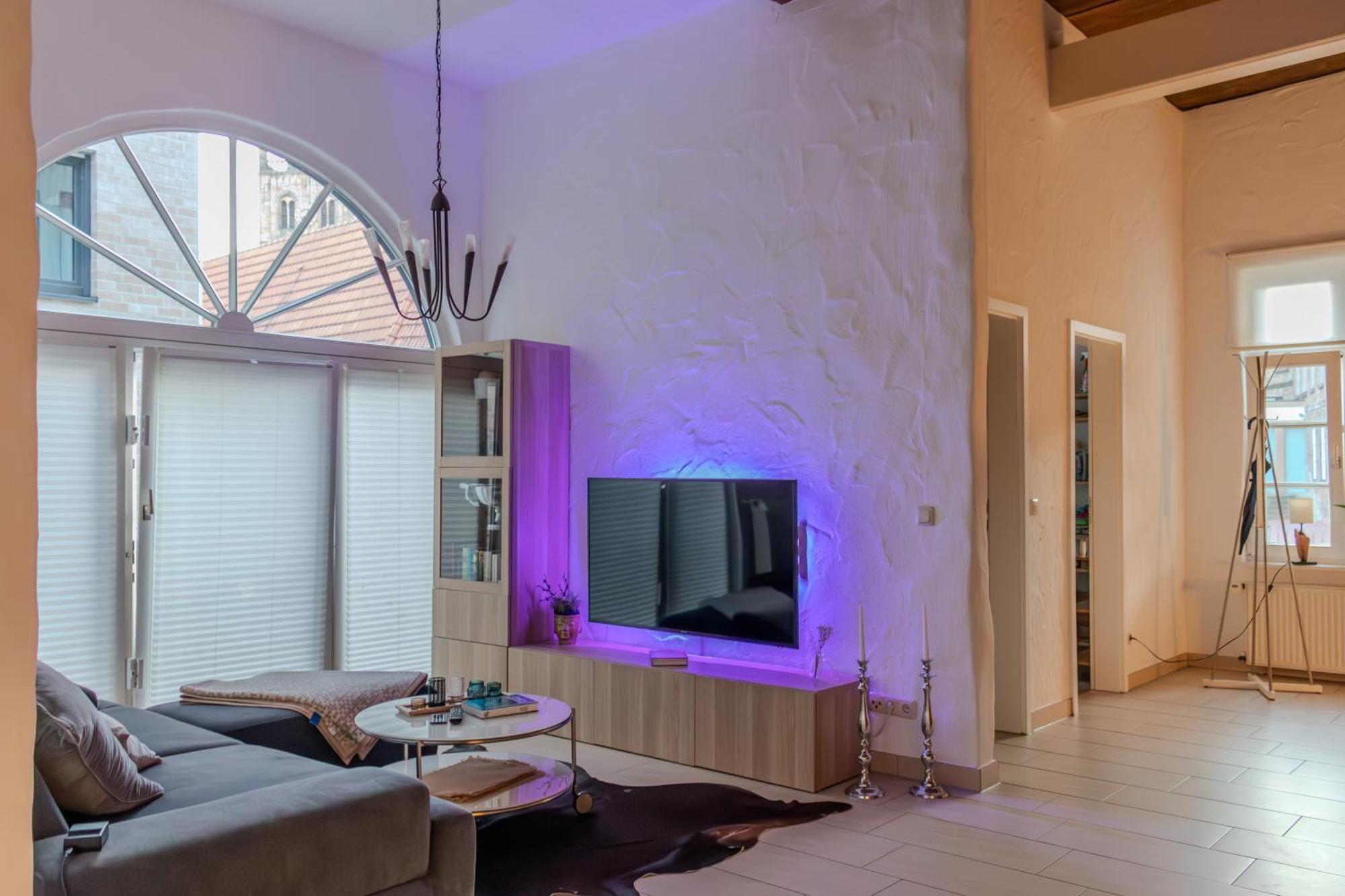 Denkmalgeschuetztes Fachwerkhaus Im Zentrum Mit Garage Apartment *